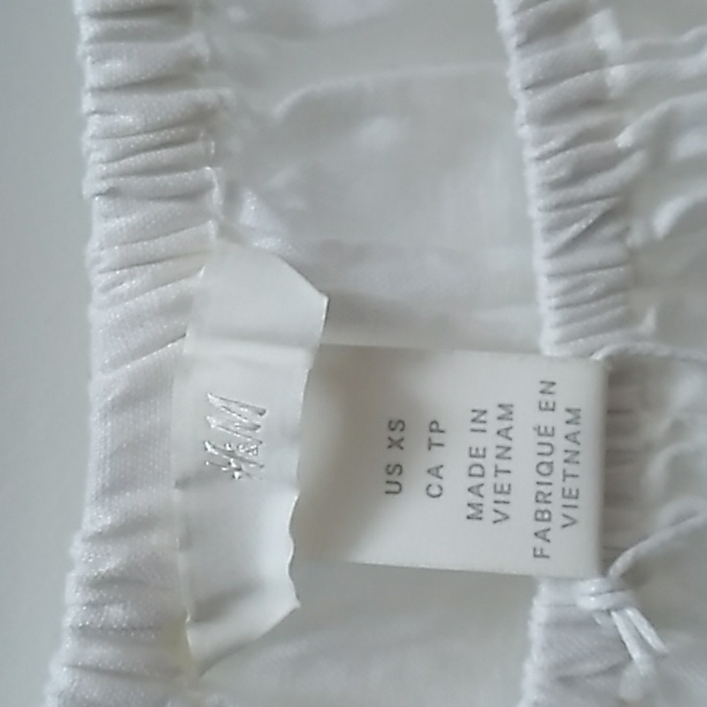 H&M blouse - Picture 4 of 4